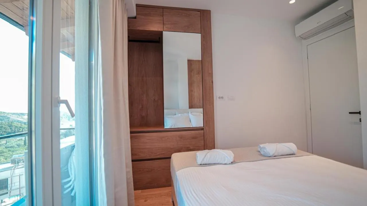 Promar Villas & Apartments 히마레