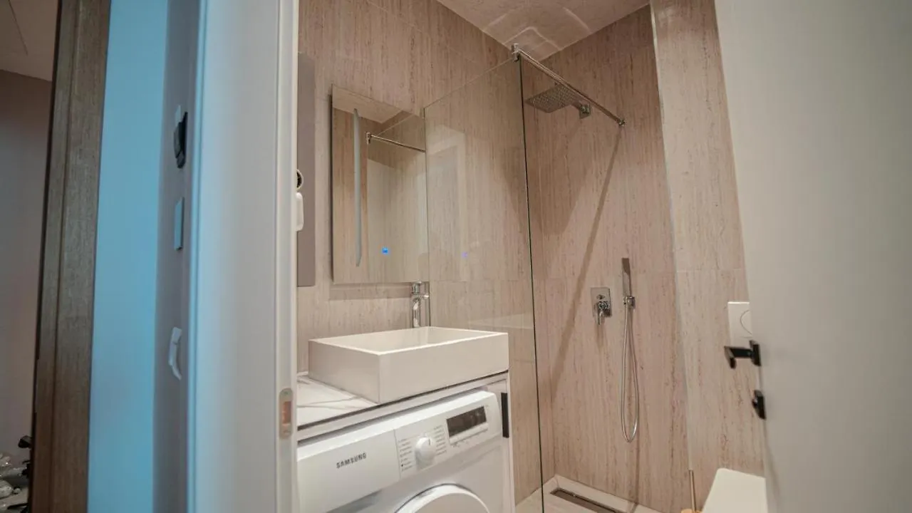 Promar Villas & Apartments 히마레 0*,
