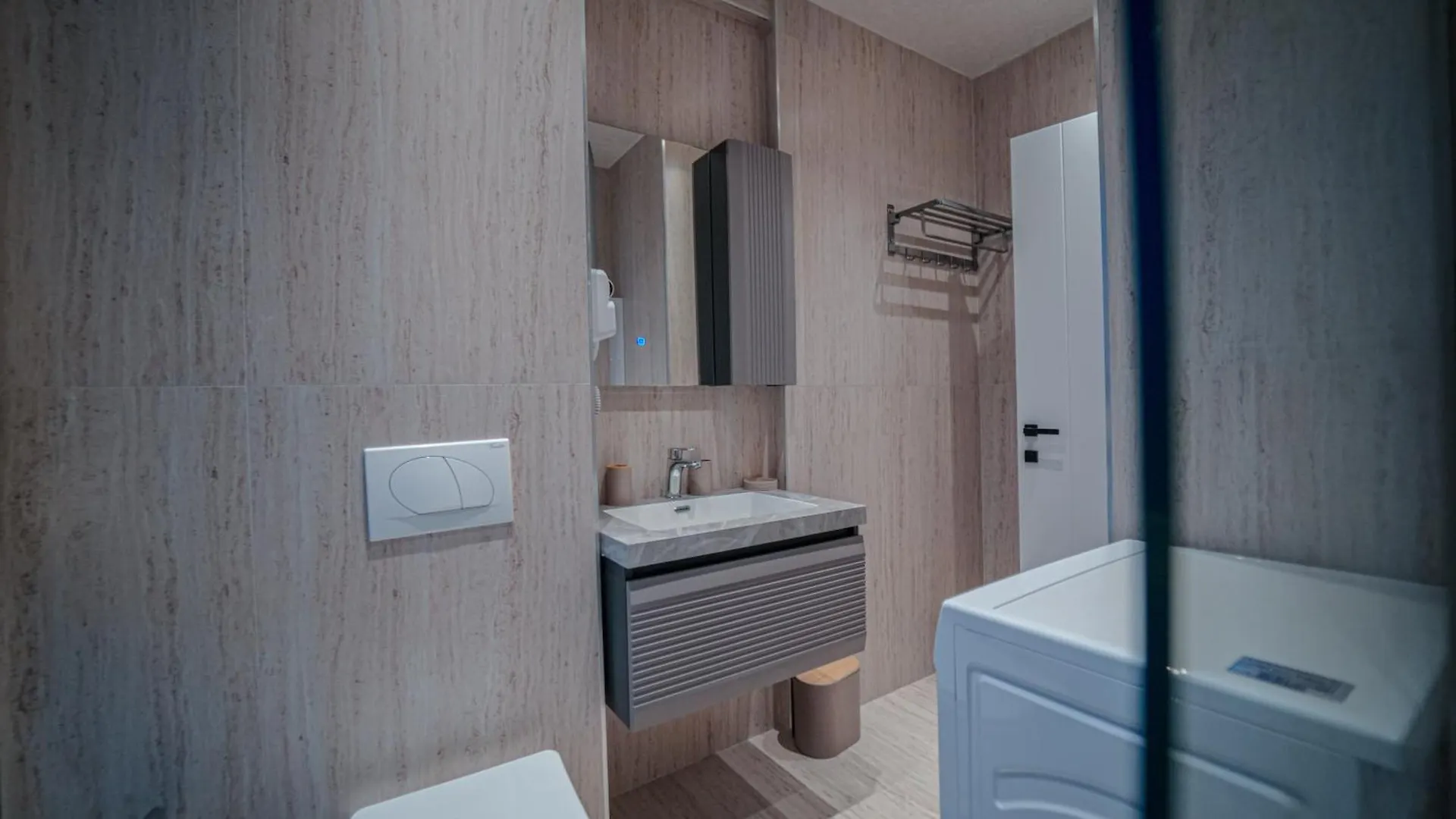 Promar Villas & Apartments 히마레 0*,
