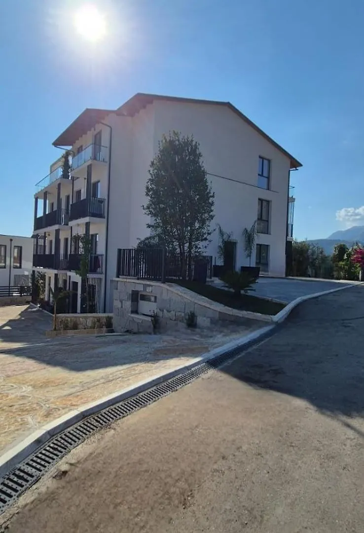 Promar Villas & Apartments 히마레