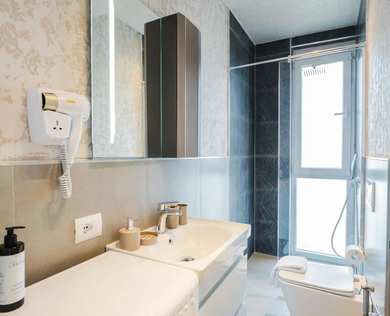 Promar Villas & Apartments 히마레