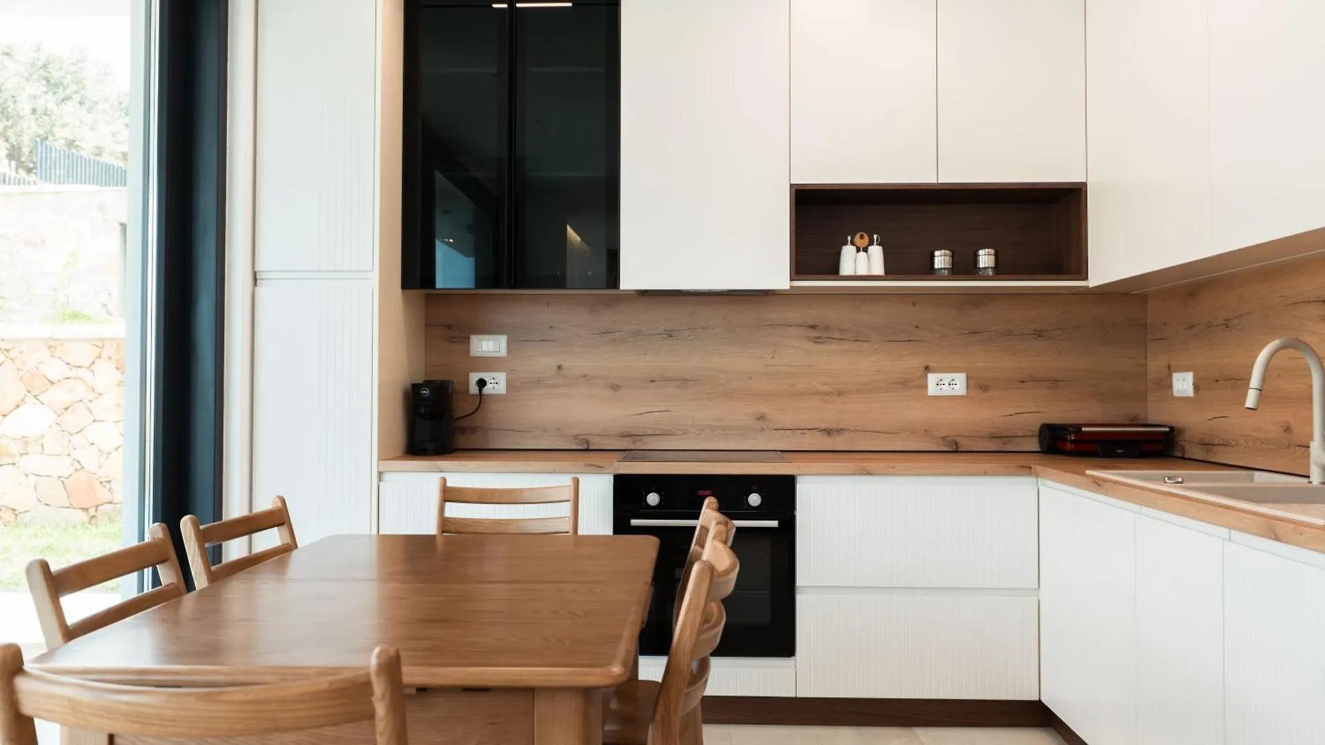 Promar Villas & Apartments Himarë 0*,  Albanien